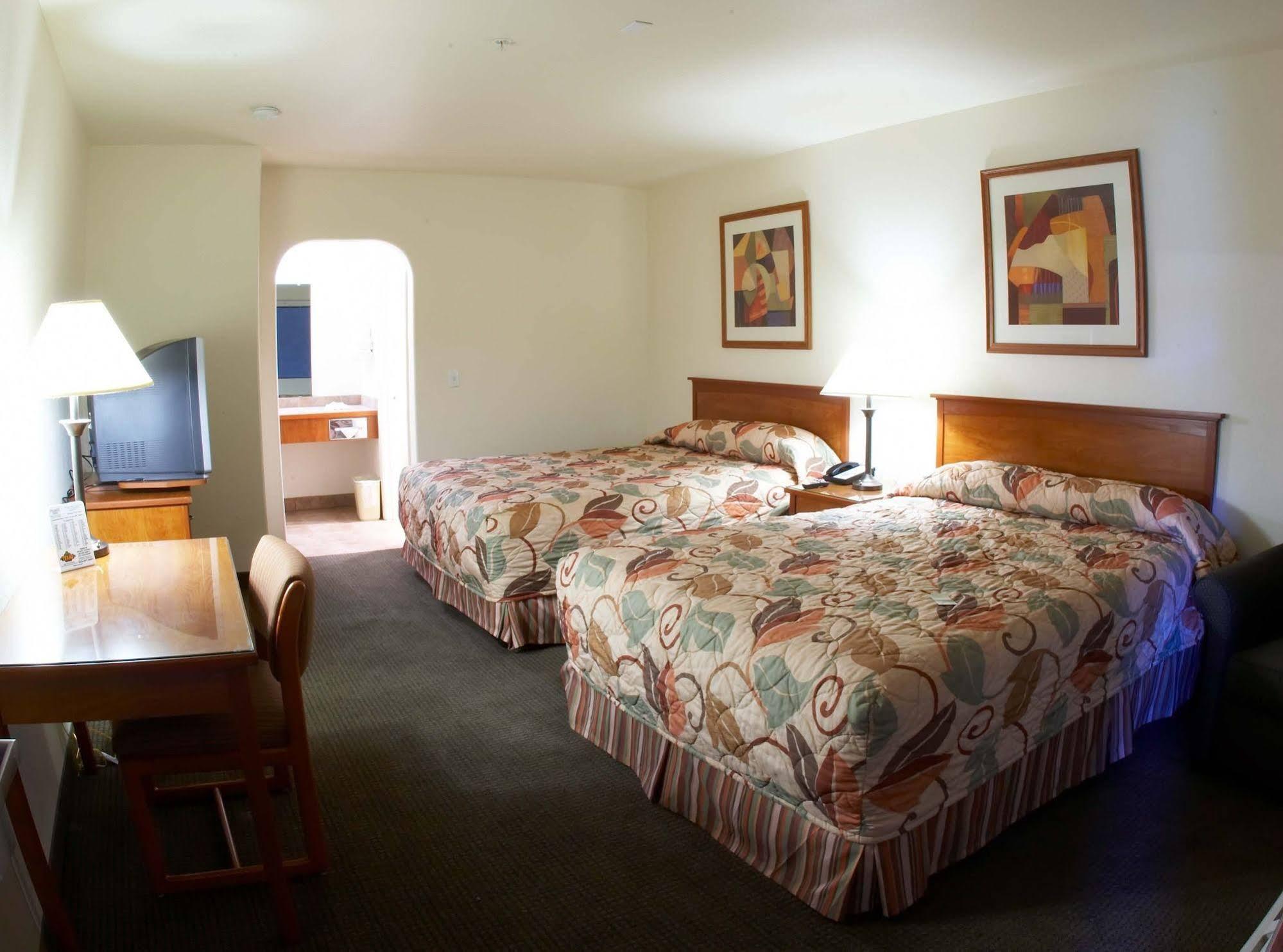Days Inn By Wyndham Arroyo Grande Pismo Beach Exterior photo