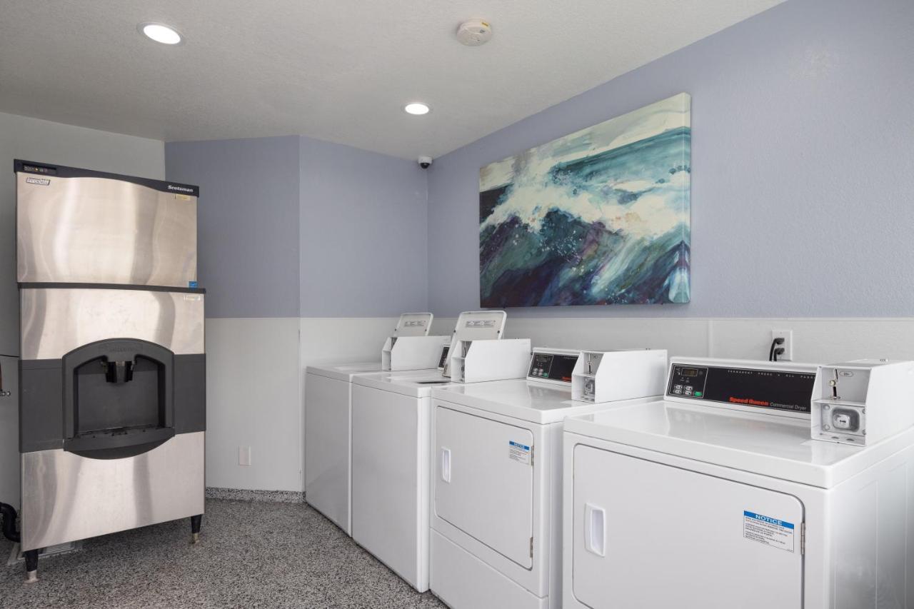 Days Inn By Wyndham Arroyo Grande Pismo Beach Exterior photo